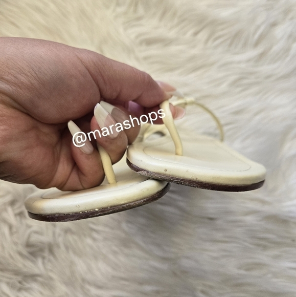 Reformation Thea T-strap Flat Sandal - Picture 6 of 9